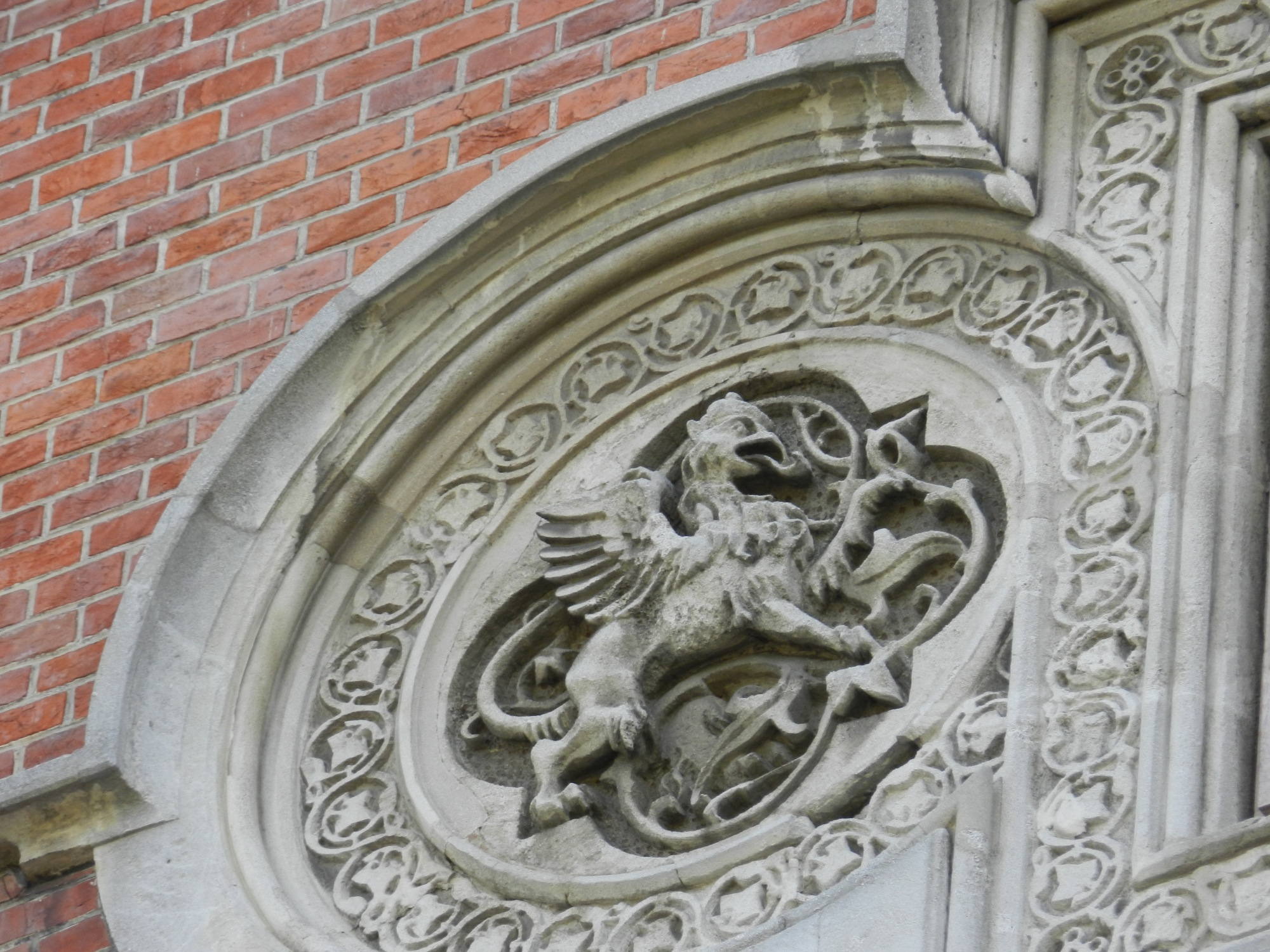 Löwendetail an der Fasse des Heeresgeschichtlichen Museums