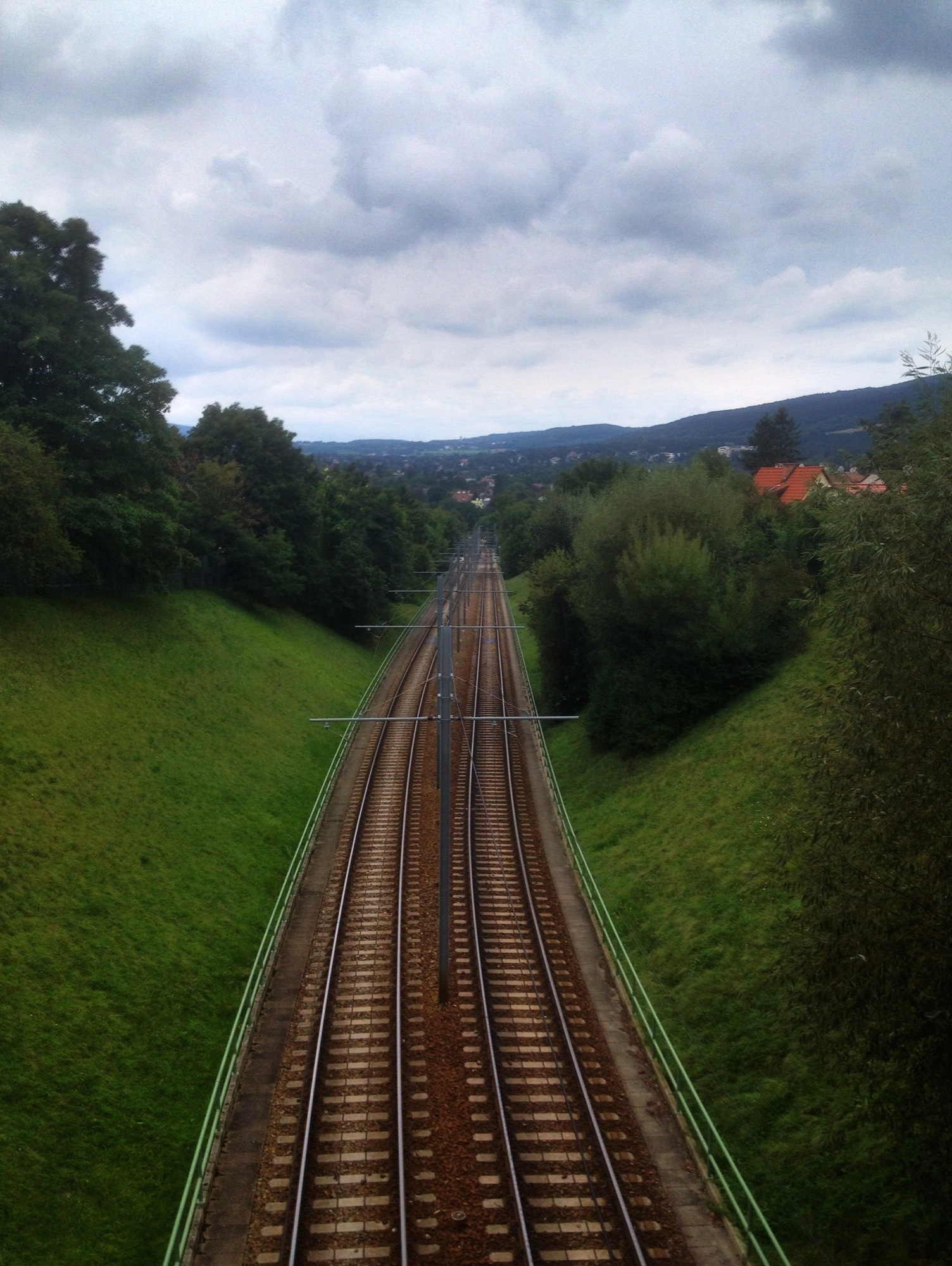 Blick von Stage 2 auf die Straßenbahn, das Wetter machte HDR nötig