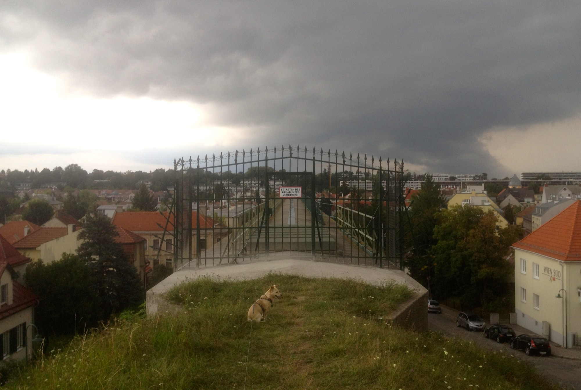 Betreten des Aquäduktes verboten!