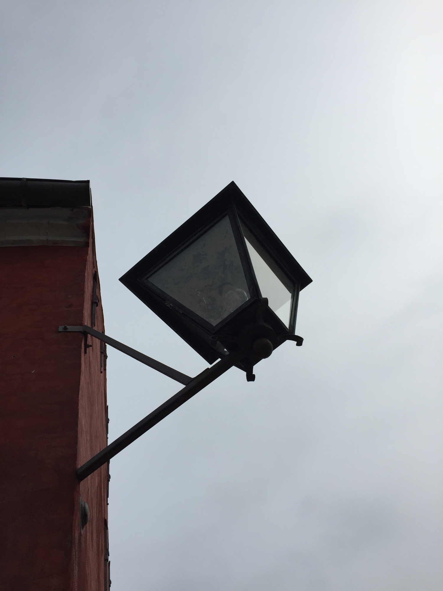 interessante Lampe im Kastelet, aus der Froschperspektive