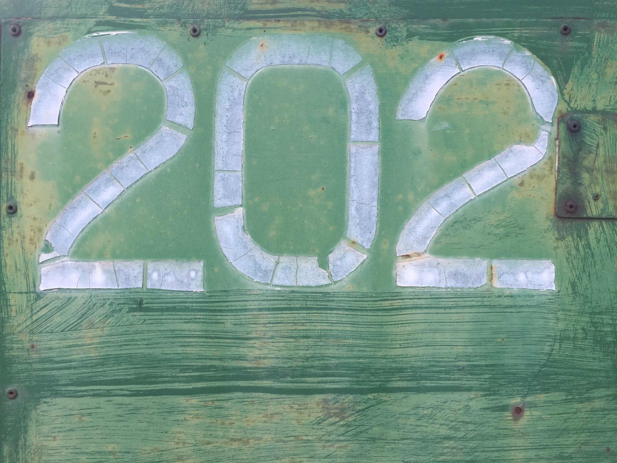 verwitterte Hausnummer 202