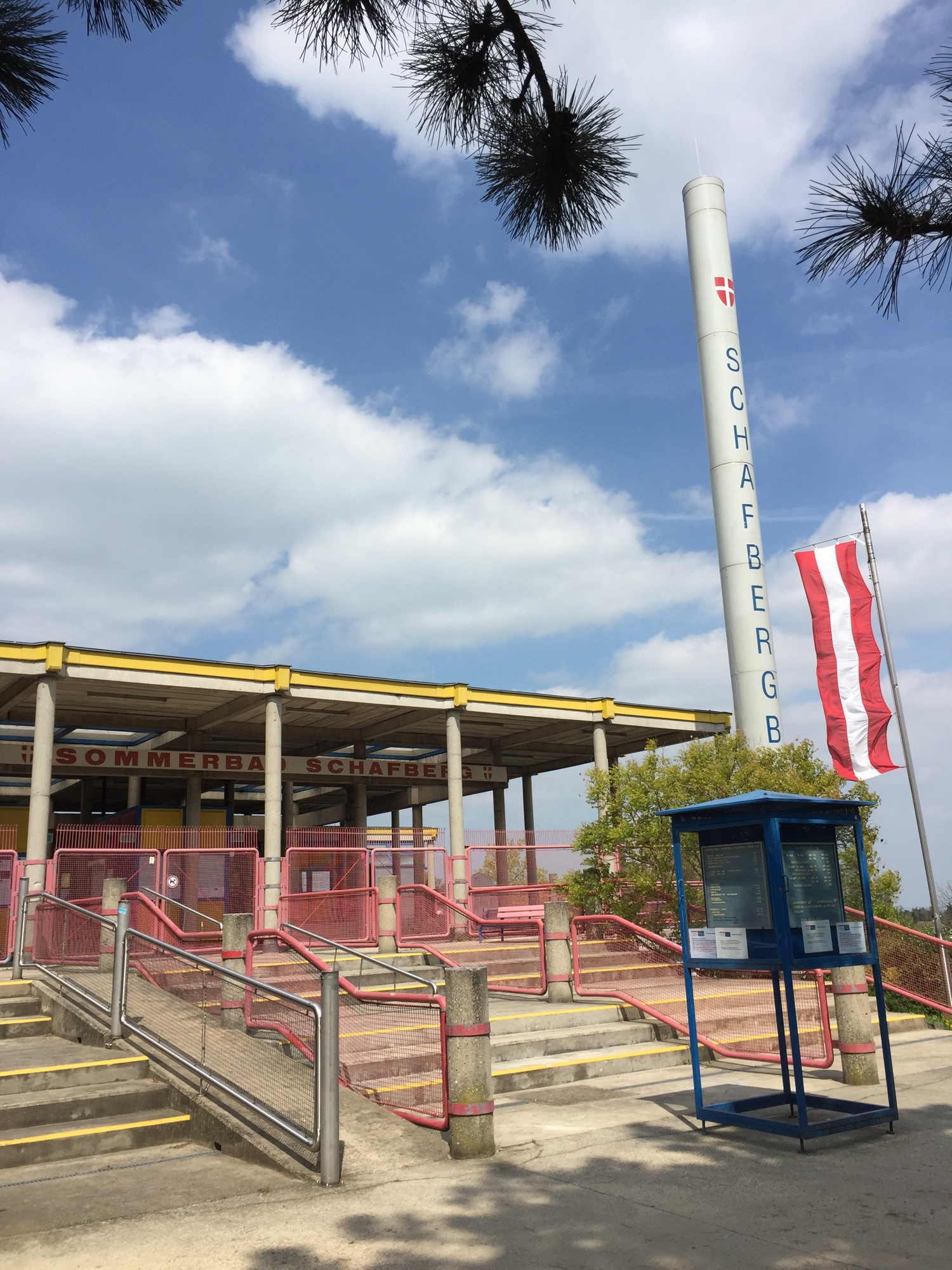 Eingangsbereich des Schafbergbades